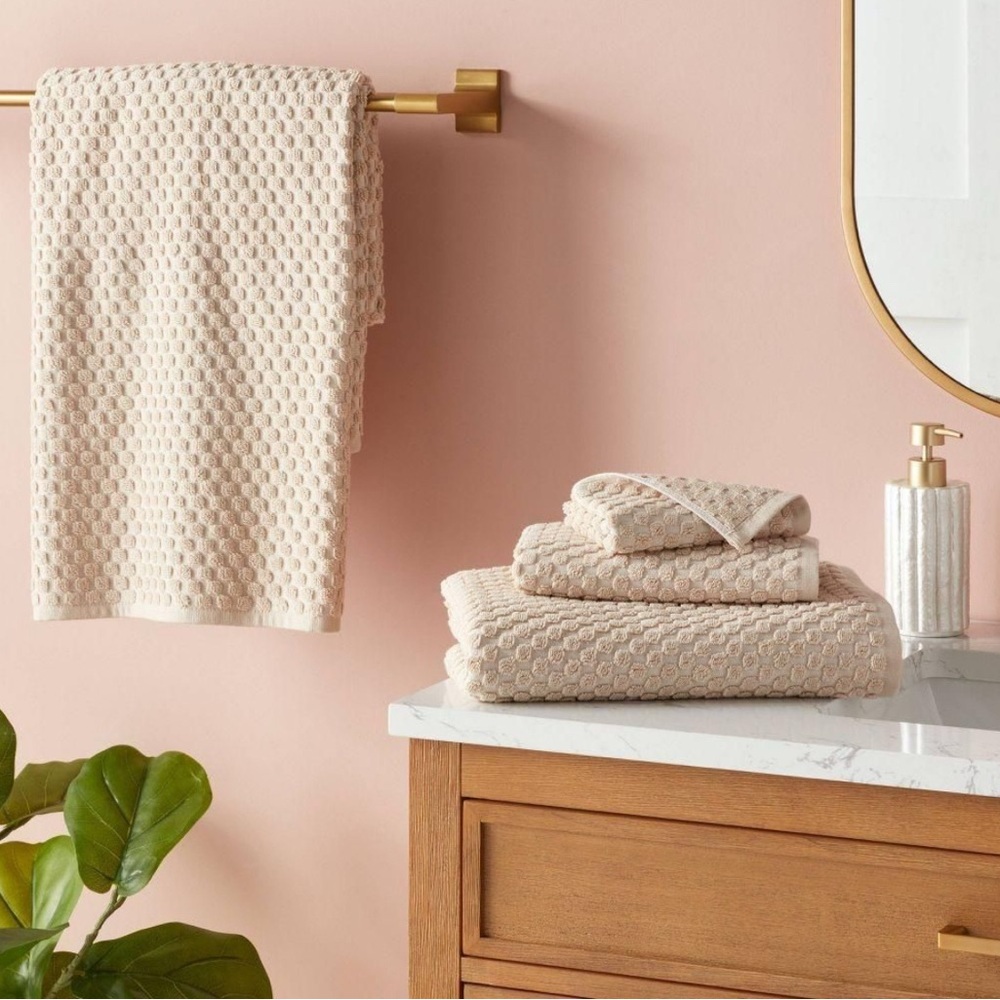 Threshold 6 pc Performance Plus Textured Dot Bath Towel Set in Khaki NWT "54x30" - Picture 2 of 15